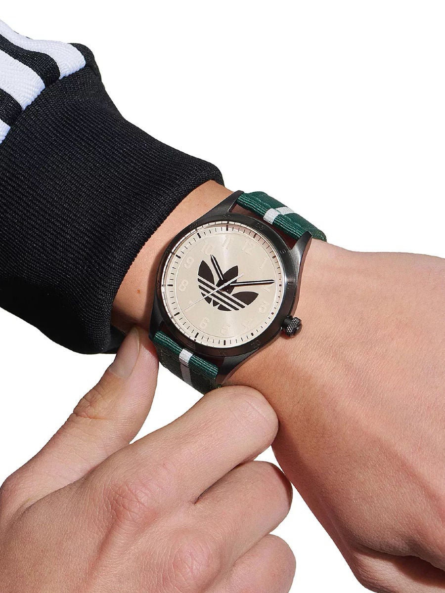 Adidas on sale watch 8038