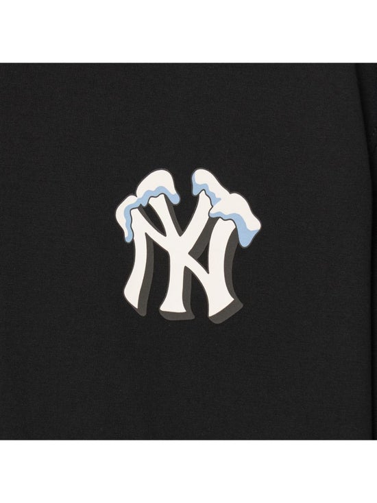 MLB® Yankees® Bases Loaded Camp Shirt