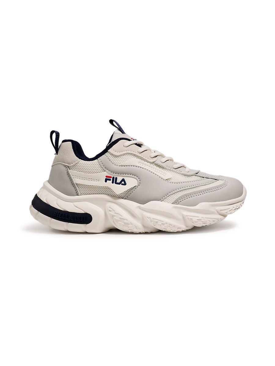 Women's fila ray tracer cheap casual shoes