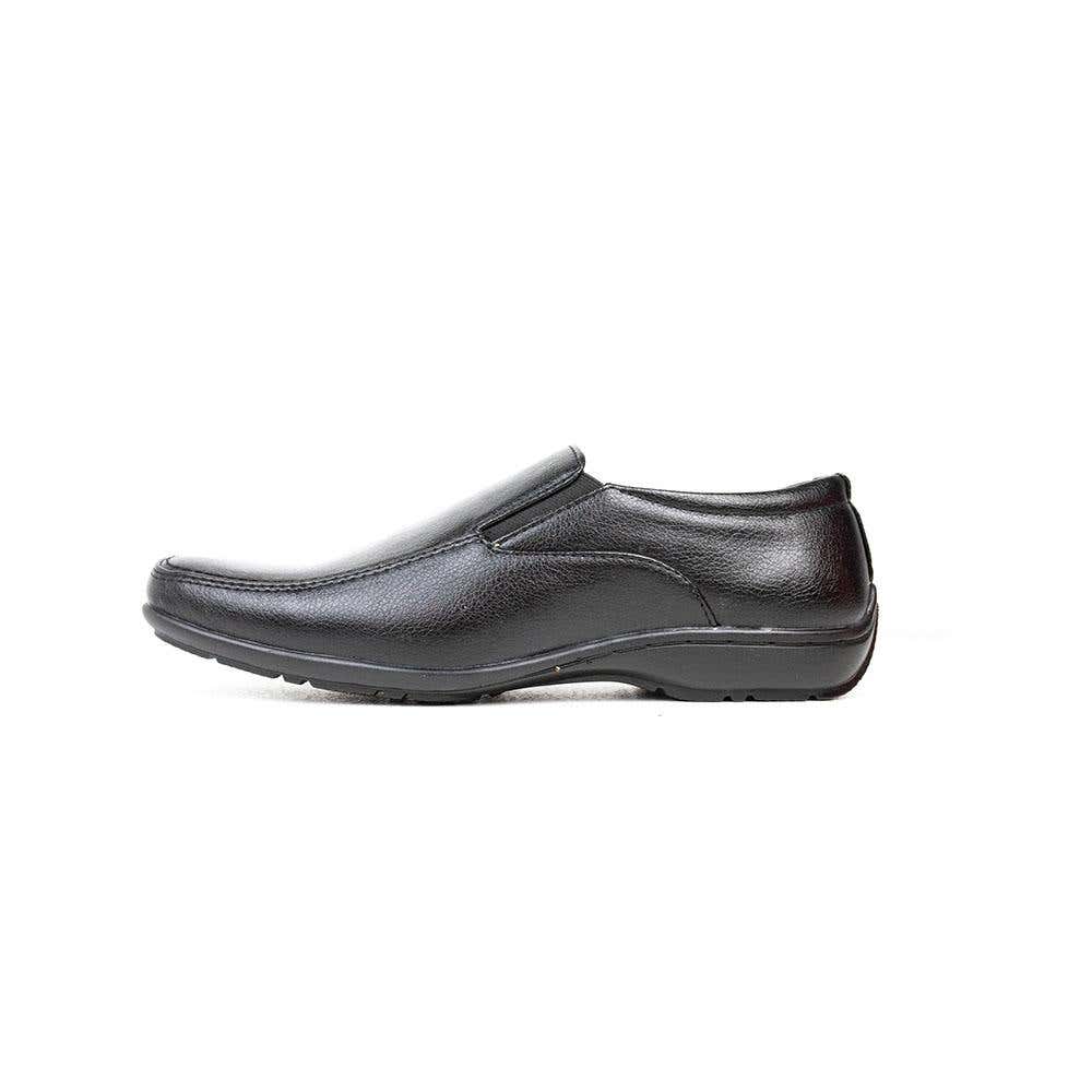 68.08% OFF on Charled Black Formal PU Shoes RB8267