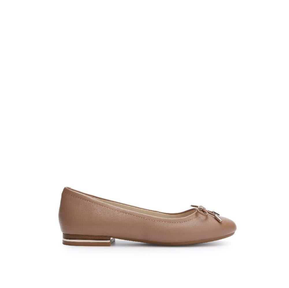 Kenneth cole 2025 balance ballet flats