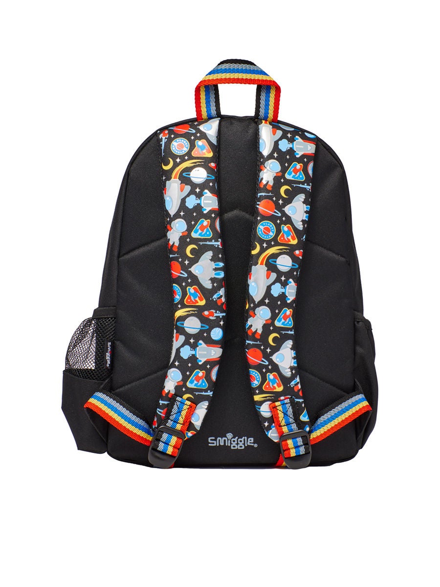 Smiggle junior 2024 backpack boy