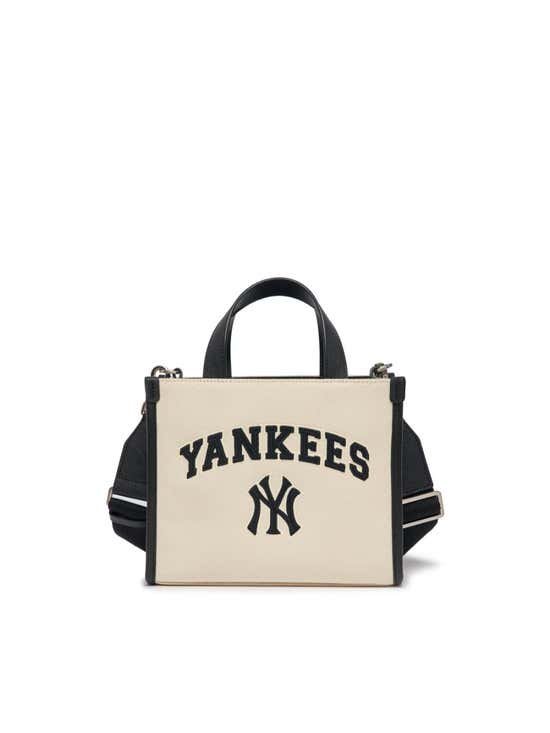 New York Times 1619 Tote Bag – The New York Times Store