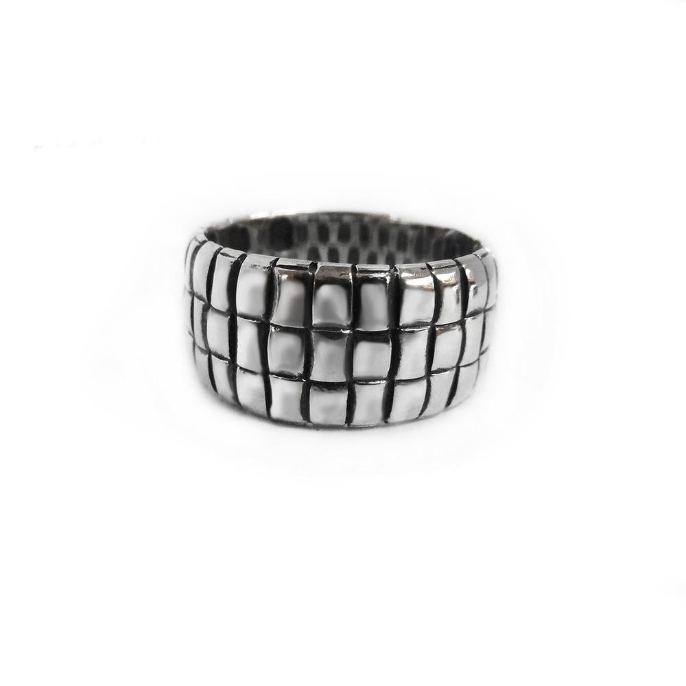 15.04% OFF on FINEJEWELTHAI Silver Oxidation-Matt-Silver-Ring