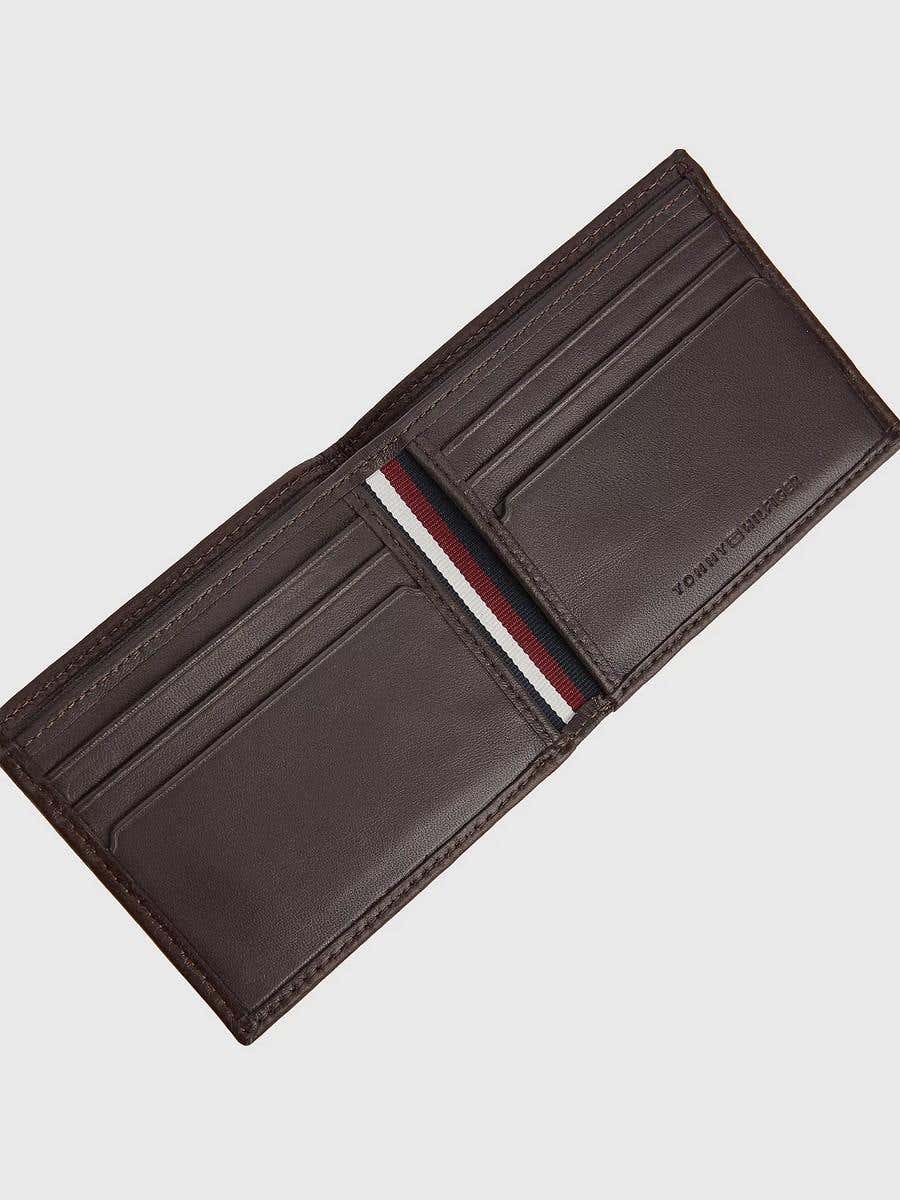 tommy hilfiger bifold wallet