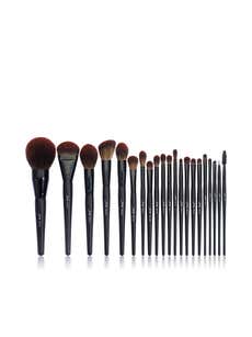 MAC Brush of Snow Essential Brush Kit