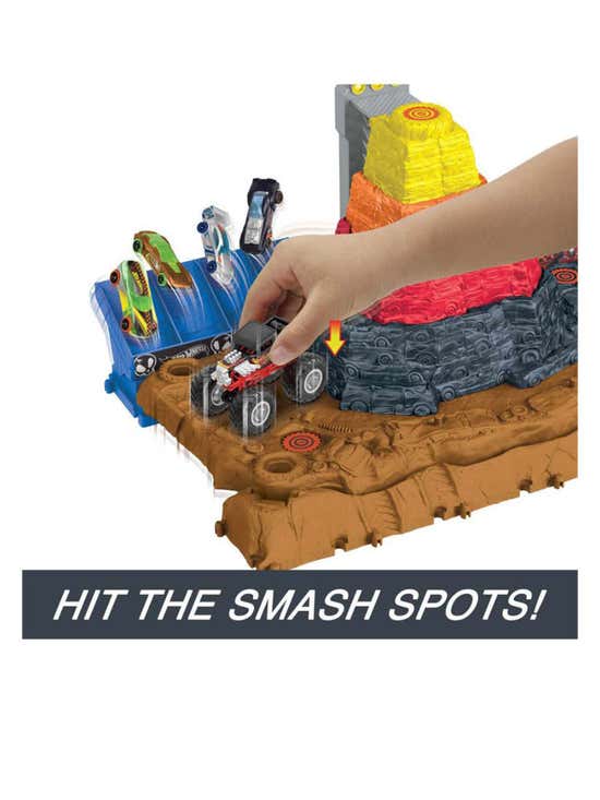 Mattel Hot Wheels Monster Trucks Arena Smashers - Free Shipping