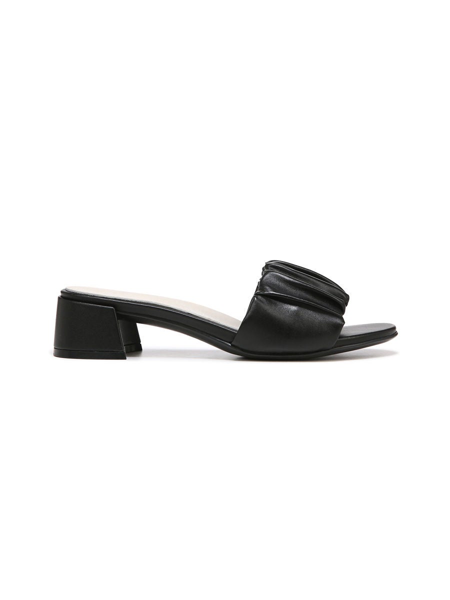 25.01 OFF on NATURALIZER Women Sandals Jaylen Black