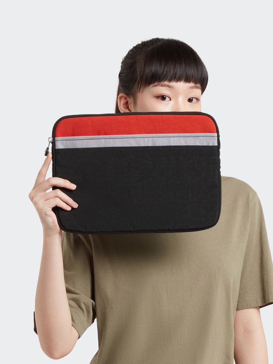 Laptop on sale sleeve kipling