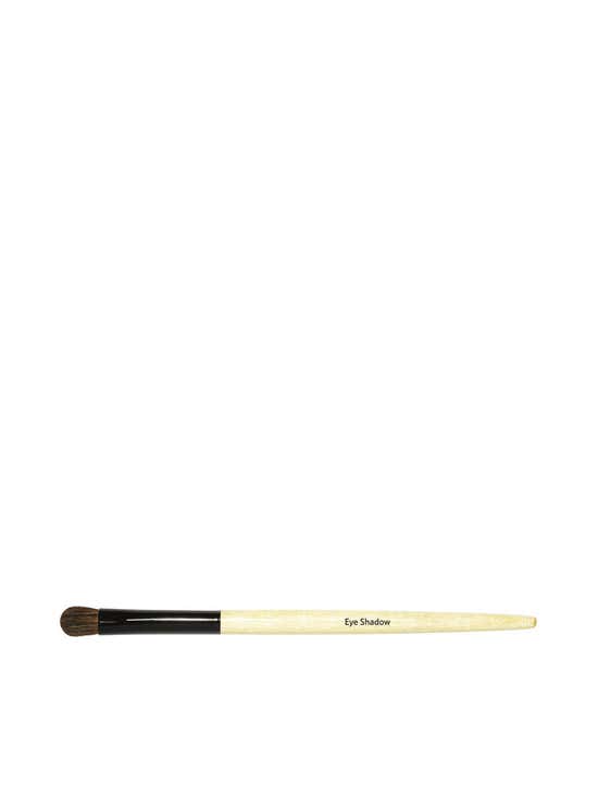 https://www.central.co.th/adobe/dynamicmedia/deliver/dm-aid--ca4b0129-55ff-4fb1-93d1-91be5d60f34d/bobbi-brown-eyeshadowbrush-cds98640584-1.jpg?preferwebp=true&quality=60&width=550