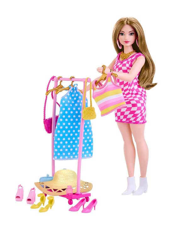 003.JPG (1200×1600)  Diy barbie clothes, Doll clothes storage ideas,  Barbie wardrobe
