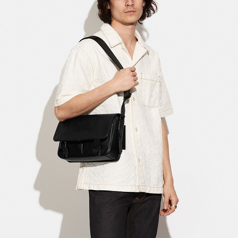 Coach messenger bag discount mens