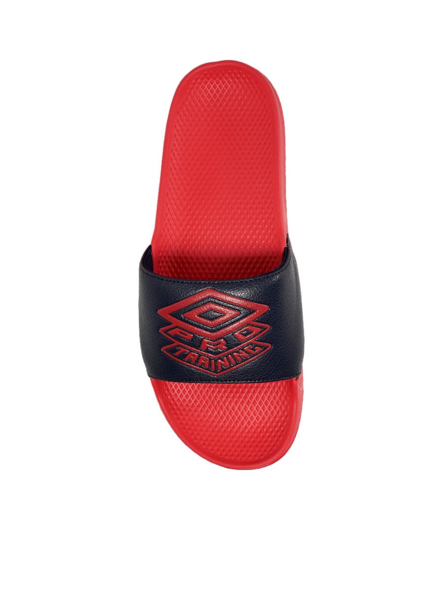 e Tax 40.0 OFF on UMBRO RED UMBRO Squadra II Training Men s sandals