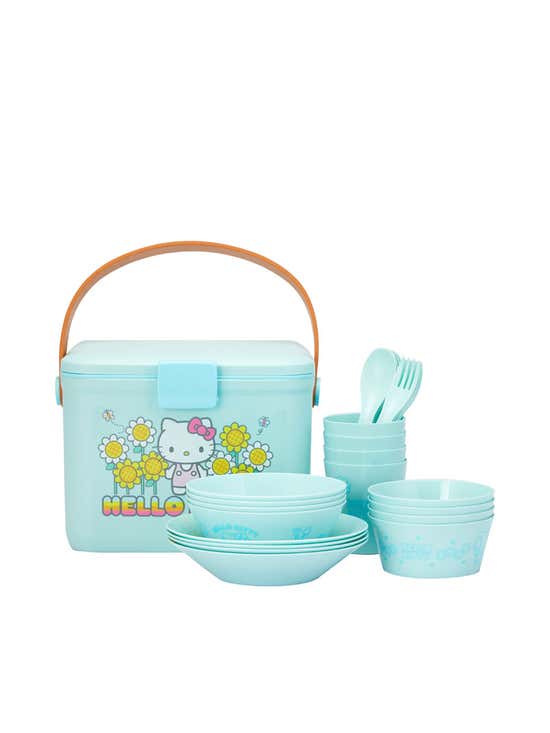 NEW Tupperware Hello Kitty 4 Piece Lunch Picnic Set