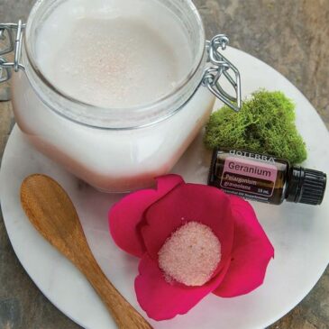 5 Coconut Salt Scrub