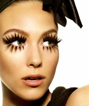 EYELASH EXTENSIONS PRO & CON2