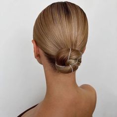 Studded Bun with Jewelry1