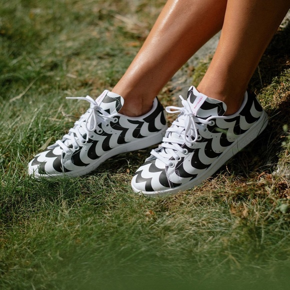 white sneaker for women 3 - Adidas Marimekko Stan Smiths Sneaker